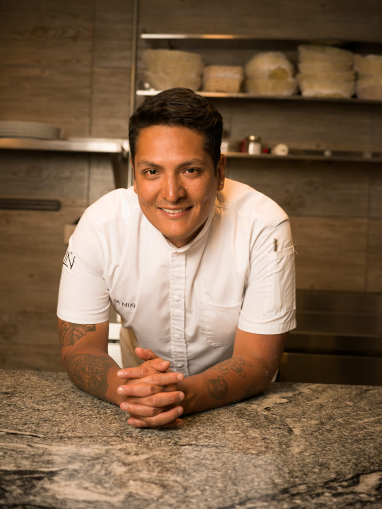 Andres-Orellana-cocinero-peruano-750x1000 - Tres caras de la gastronomía peruana por Andrés Orellana