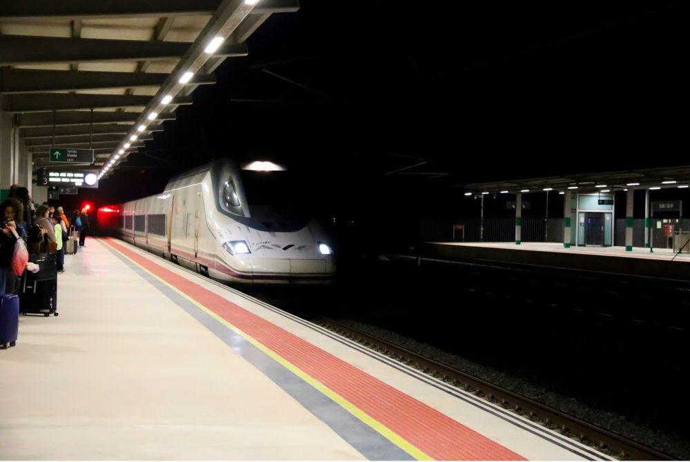 Diseno-sin-titulo-1-1000x670 - Vuelve el Verano Joven: descubre cómo y cuándo beneficiarte de los descuentos en transporte