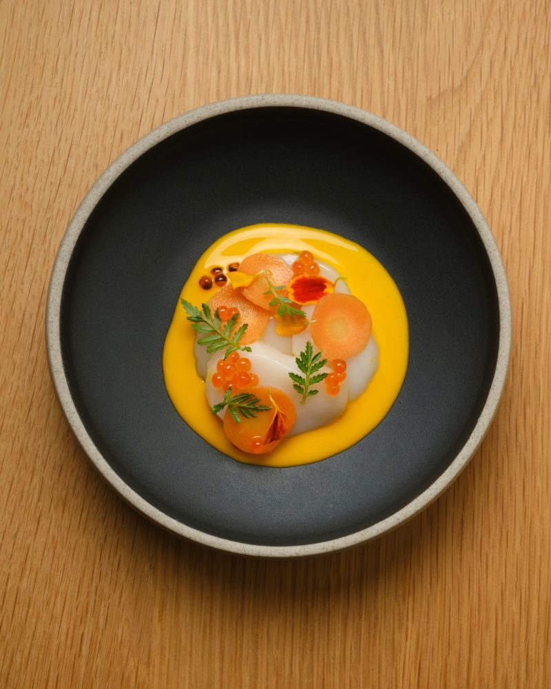 Mickael-A.-Bandassak-Sabayon-800x1000 - Los restaurantes con estrella Michelin en Québec 