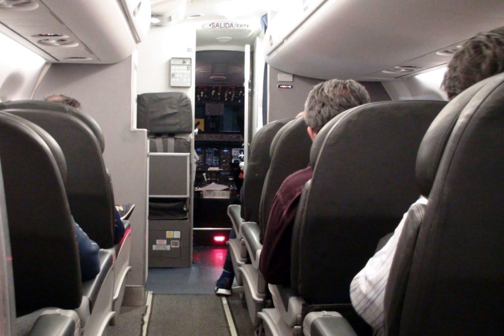 Un pasajero de avión fue reportado con un supervisor por hacer esta pregunta