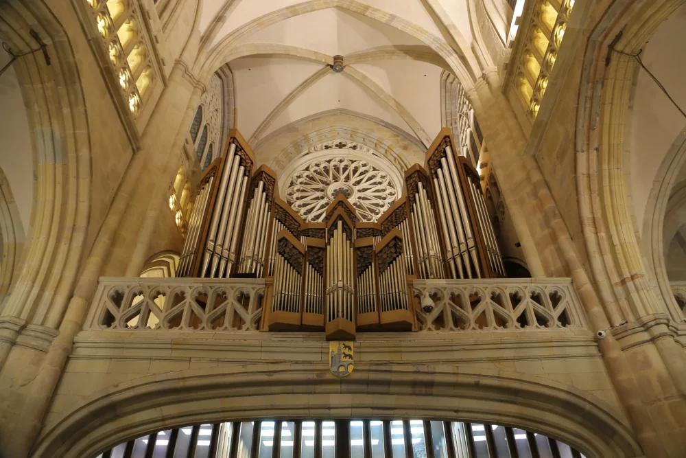 catedral-de-santiago-bilbao-1000x667 - Este verano déjate sorprender por Bilbao: arte, sabor y emoción