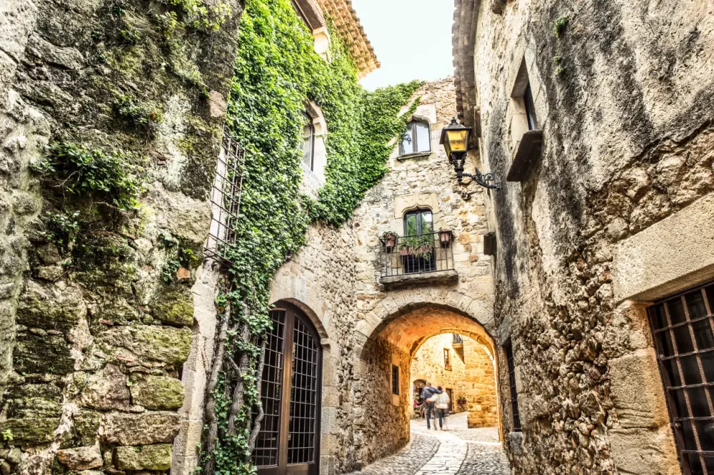 pals-costa-brava-1000x666 - Los 5 pueblos más bonitos de la Costa Brava que debes visitar