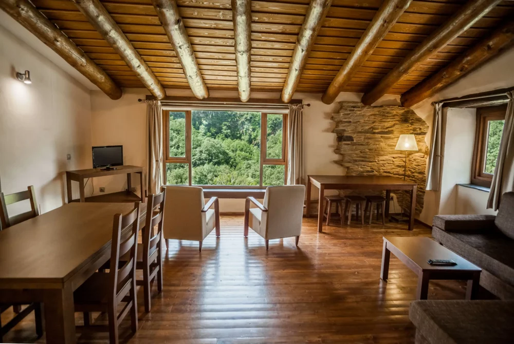 apartamento-interior-aldea-do-mazo-1000x670 - Aldea Do Mazo: un refugio sostenible y con historia escondido en Galicia