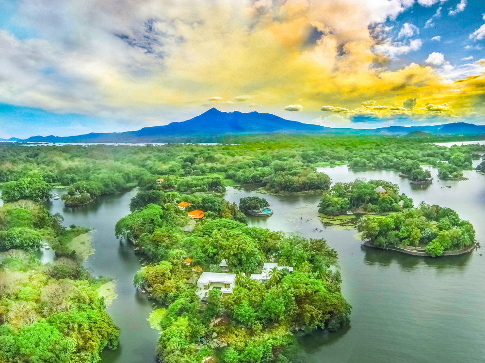 isleta-de-granada-GRANADA-1000x750 - Tu guía completa para descubrir Nicaragua