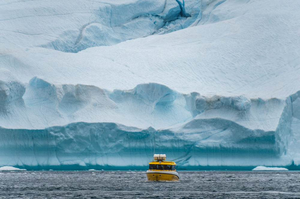 recorrido-icebergs-Ilulissat-Groenlandia-crucero-en-el-Artico-1-1000x665 - Crucero en el Ártico: encuentros inesperados en Groenlandia y Nunavut