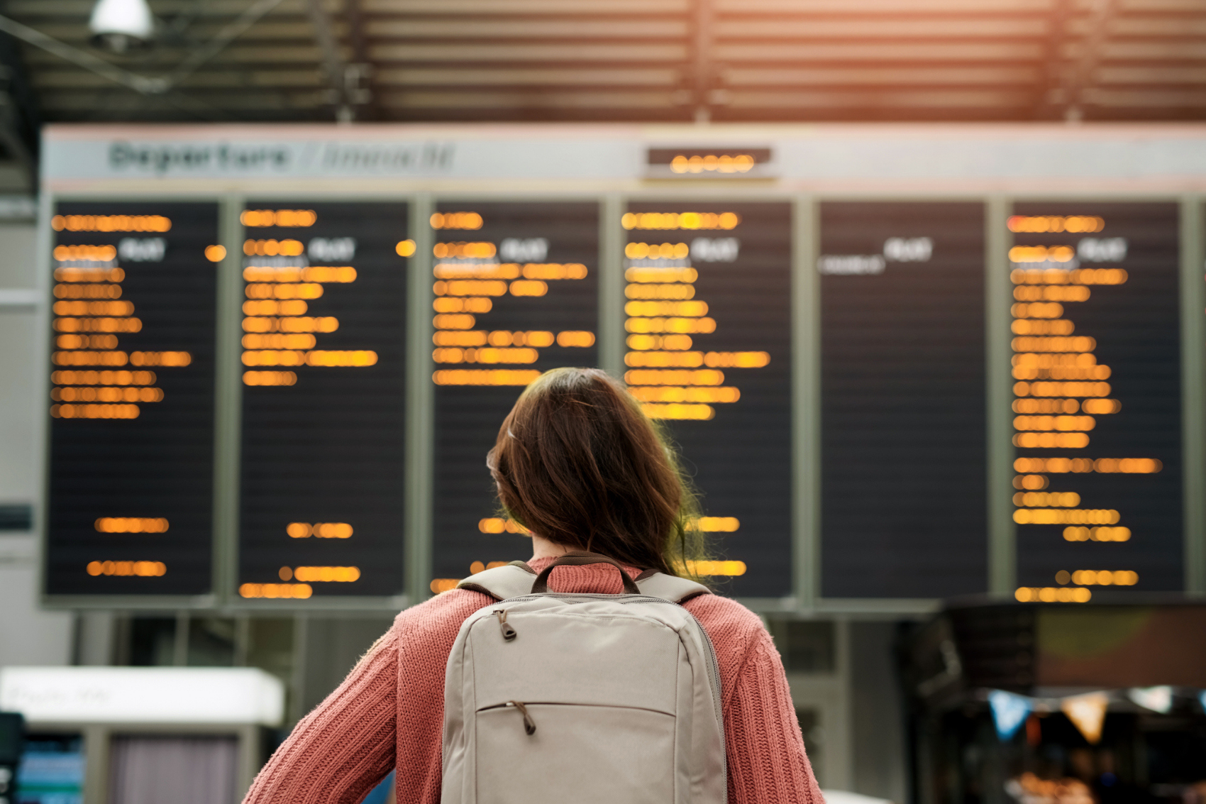 Qué hacer si cancelan tu vuelo, según expertos en viajes