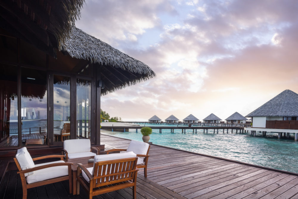 9-1000x667 - Vive una Navidad con atardeceres en la playa en Adaaran Prestige Vadoo y Water Villas en Las Maldivas