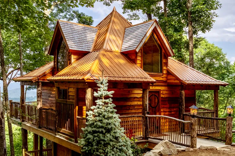 Descubre Elk & Embers, el refugio en Waynesville donde la naturaleza, la aventura y el lujo se encuentran