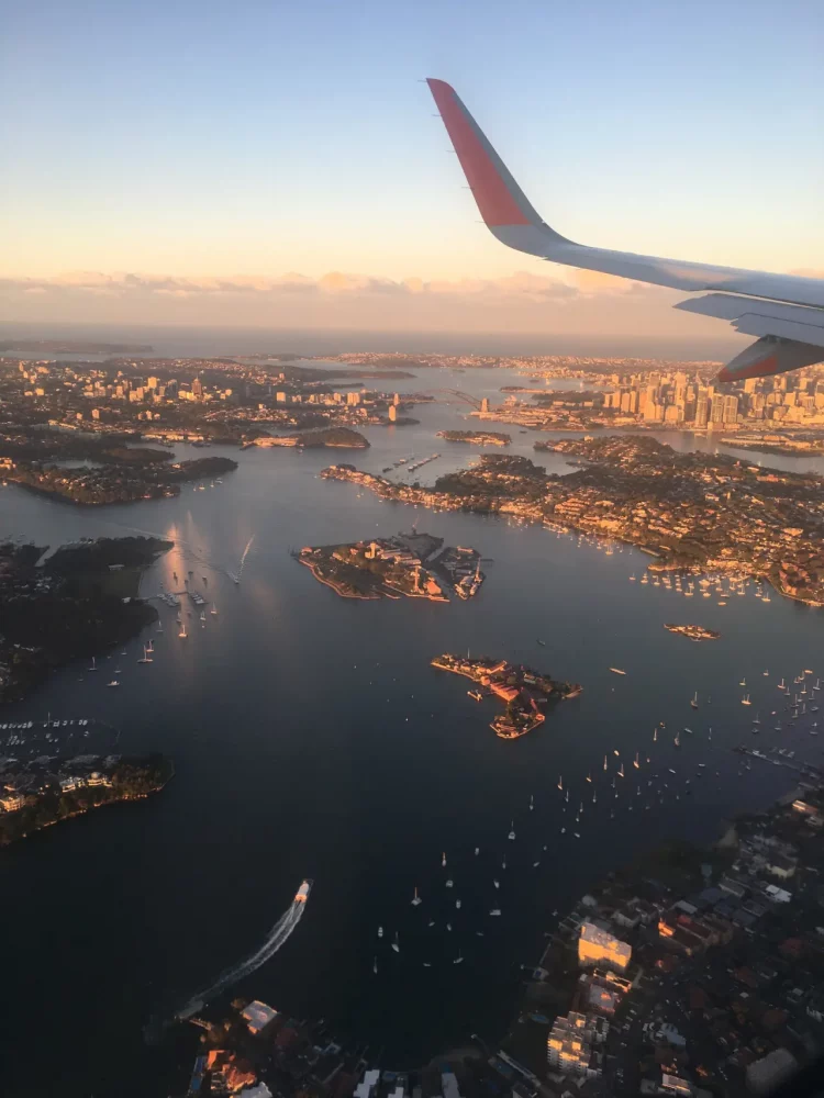 sidney-vuelo-750x1000 - Descubre los vuelos más largos del mundo: duración y distancia