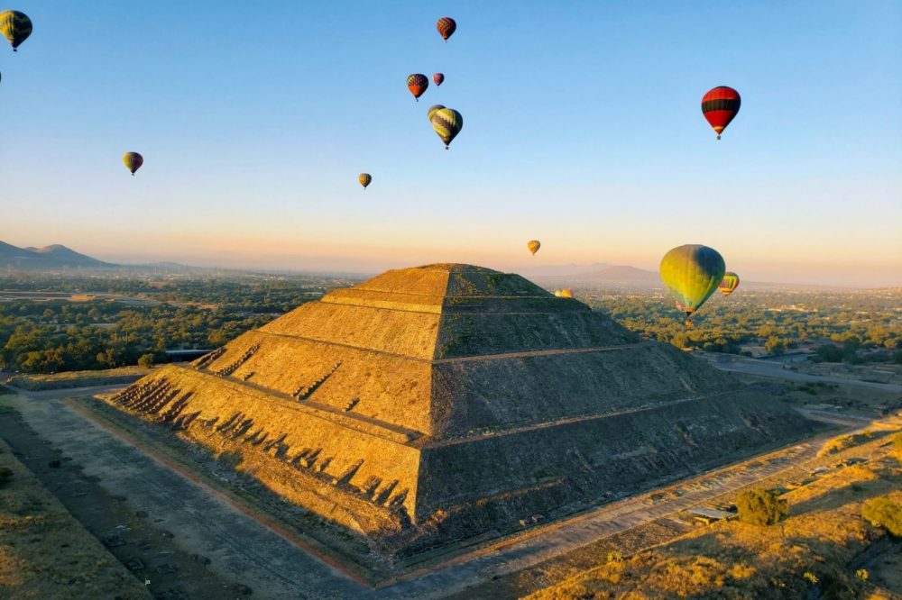 Navegar sobre la Ciudad de los Dioses 