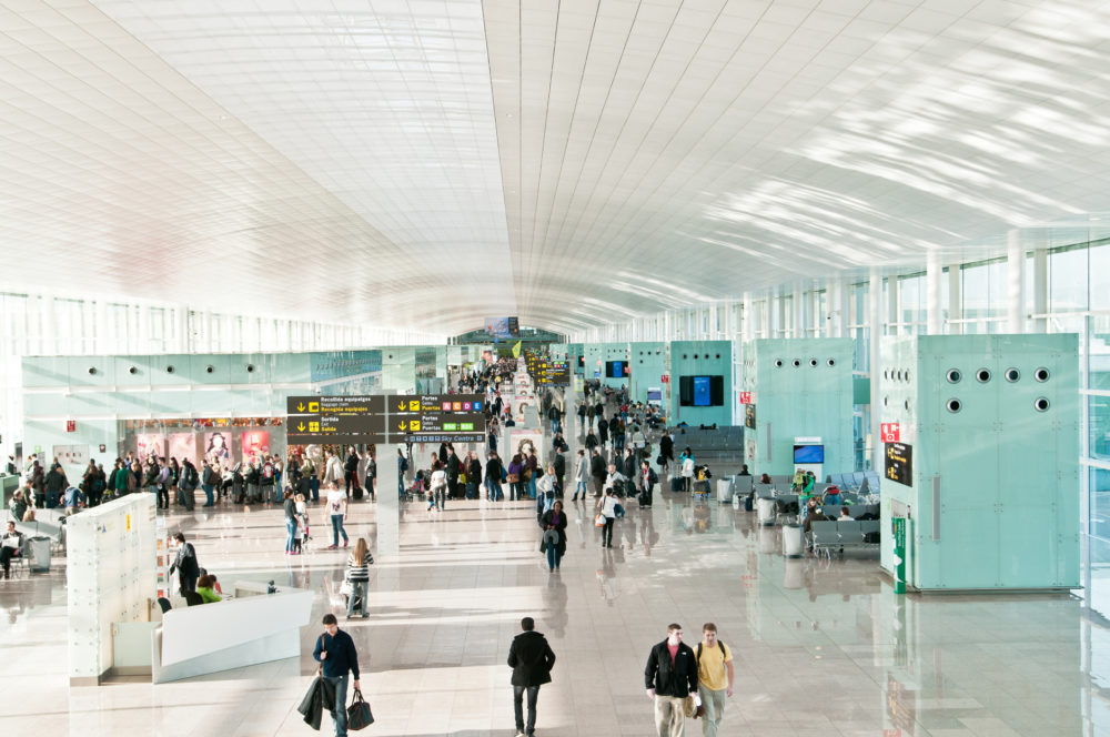 aeropuerto-barcelona-1000x664 - Qué hacer si pierdes tu DNI justo antes de coger un vuelo
