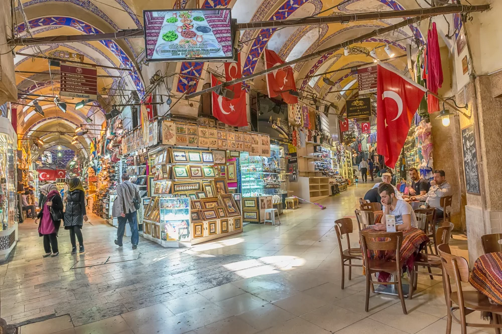 gran-bazar-estambul-1000x667 - ¿Cuáles son las mejores fechas para viajar a Estambul y qué hacer en la histórica perla turca?