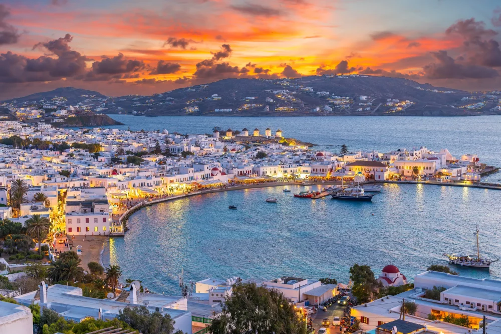 mykonos-islas-griegas-1000x666 - Cruceros desde Barcelona: destinos, navieras y experiencias únicas