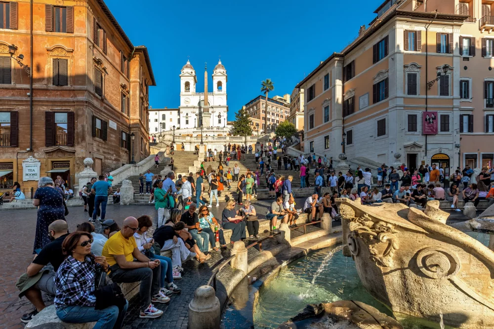 plaza-de-espana-roma-1000x667 - Vacaciones en Roma, todas las localizaciones reales de la película