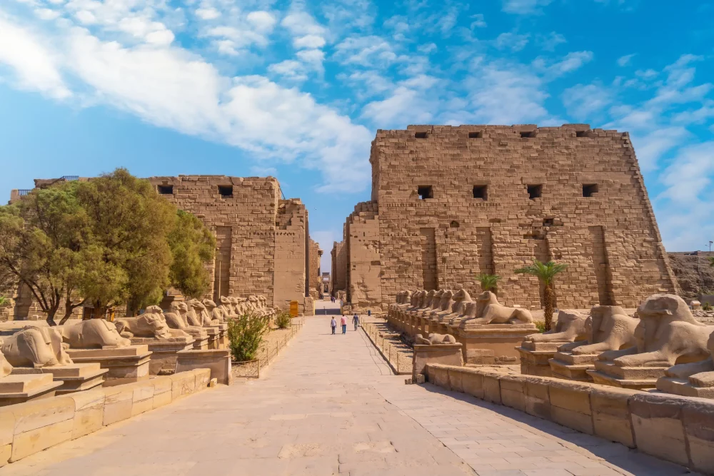 templo-de-karnak-1000x667 - Viajes a Egipto: razones para ir, experiencias imperdibles y aspectos clave