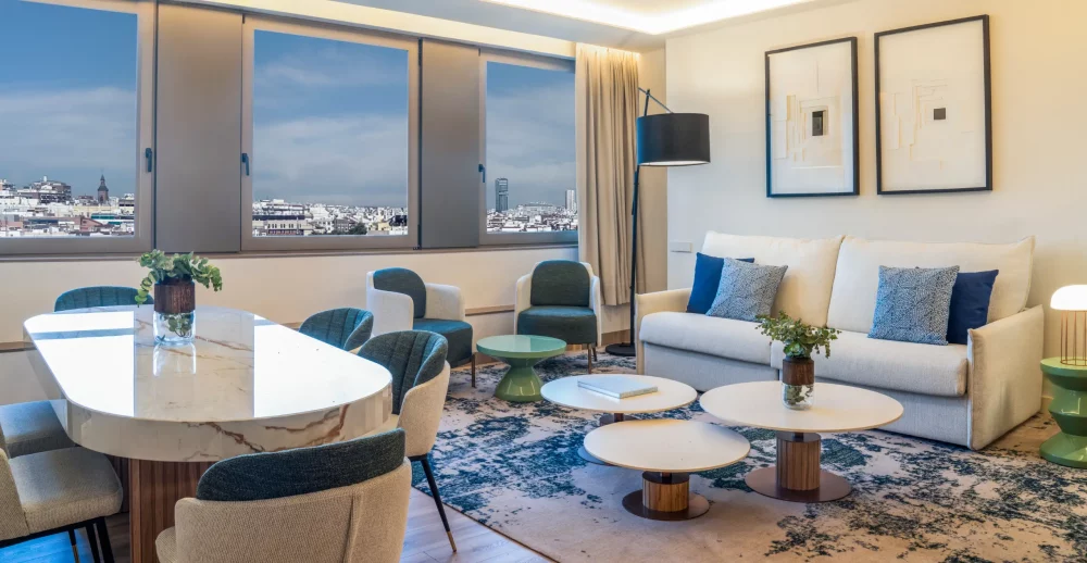 002-copia-1000x518 - Un icono de la capital reabre sus puertas bajo la marca Marriott