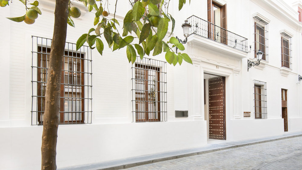 MHS_Fachada_3-1000x563 - Mercer Hotel Sevilla 5*GL: Un palacio donde la historia y el arte se encuentran con la quietud contemporánea