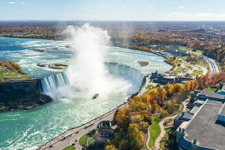 El otoño pinta las Cataratas del Niágara: el destino más buscado para disfrutar de los colores de la temporada