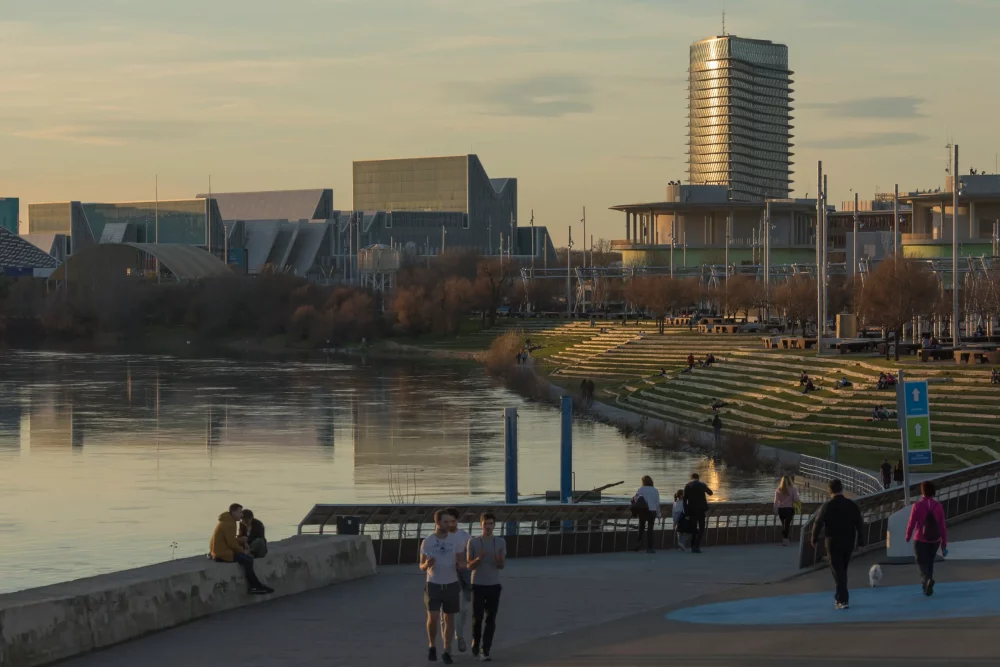 expo-zaragoza-1000x667 - ¿Qué no te puedes perder en Zaragoza?