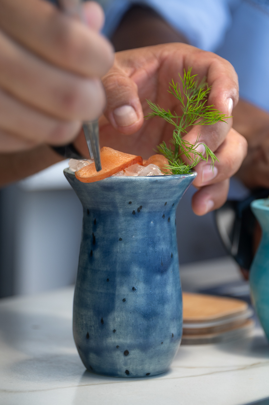 mixologia-hotel-Finch-Bay-Galapagos-Marck-Gutt - Viaje a las Galápagos: conservación, turismo pionero y especies no tan populares