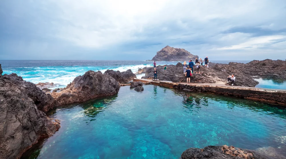 piscinas-naturales-garachico-1000x557 - Garachico: la ciudad renacida tras una erupción volcánica
