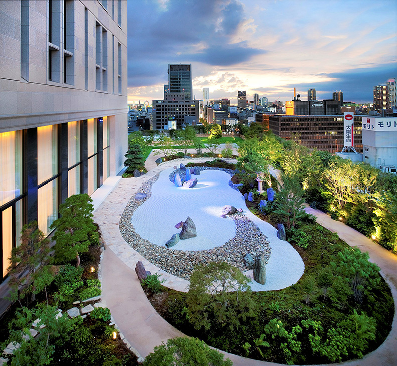 strOSAXRex-94514-Garden-Med-1-copia - The St. Regis Osaka: elegancia atemporal de la hospitalidad japonesa