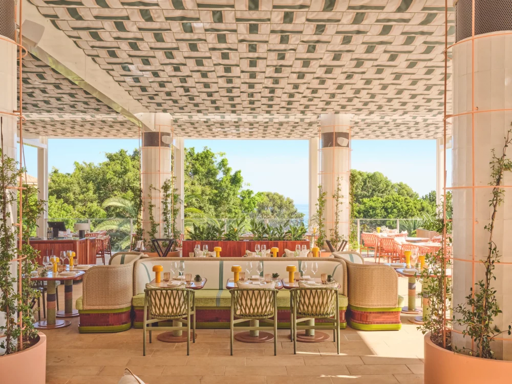 Don-Carlos_Marbella_DC_REST_11-1000x750 - Don Carlos Marbella: el renacer de un icono del lujo mediterráneo