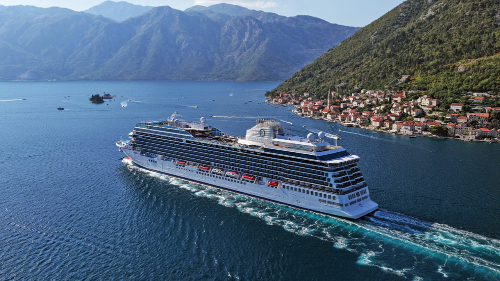 OC-A-Exterior-Kotor-Montenegro-004-copia-1000x563 - Oceania Allura: el nuevo capítulo del lujo culinario en altamar