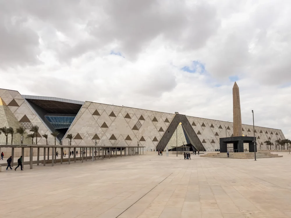 Abre el Gran Museo Egipcio en Giza, descubre los tesoros que alberga