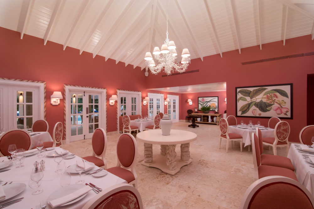 Bamboo-Restaurant-1000x668 - Tienes que vivir Tortuga Bay Puntacana, donde cada viaje se convierte en historia