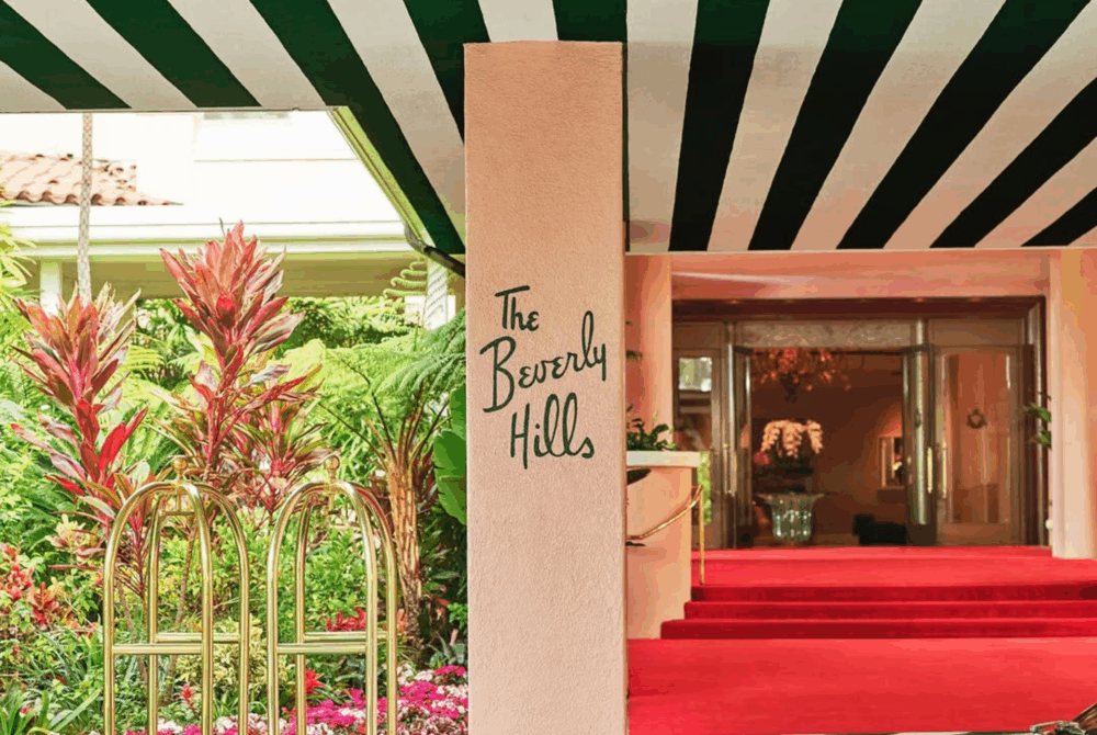 Entre sombras rosas y murmullos de cine: el encanto eterno del Polo Lounge en Beverly Hills Hotel
