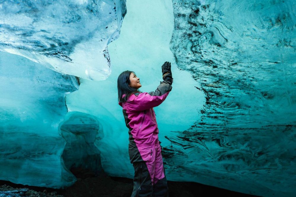 TAL-neptune-cave-iceland-EXPLRICECAVE1225-24632fe97a0547e5a2962beb844d29b9-1000x665 - Cueva de Hielo de Neptuno en Islandia: la nueva maravilla glaciar que ya puedes visitar