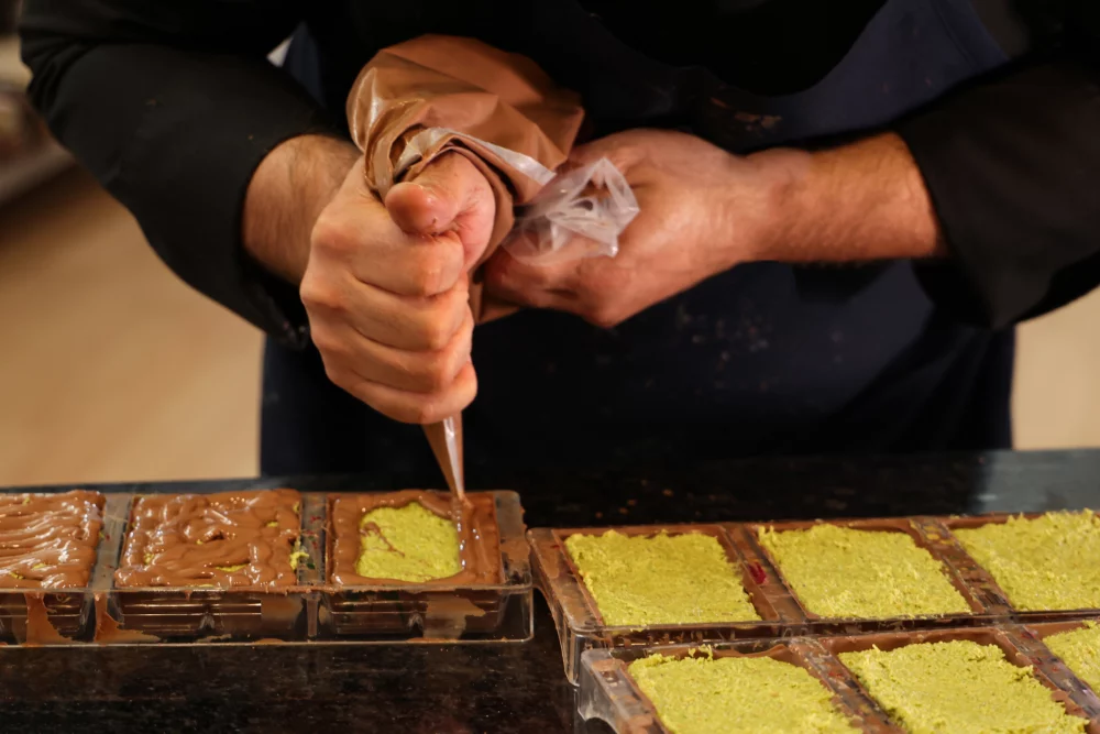 chococlate-de-dubai-1000x667 - Navidad en Dubái: un diciembre diferente entre tradición y modernidad 