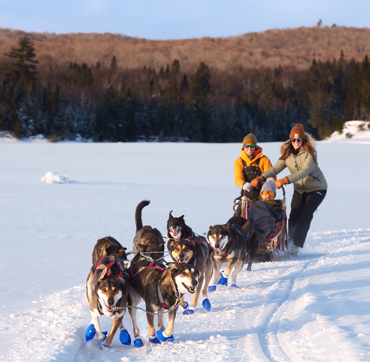 expeditions-hautes-laurentides - El mejor invierno te espera en Québec