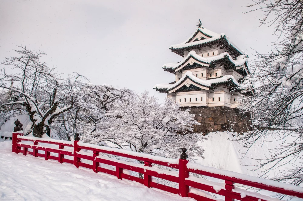 Japón en diciembre: tradición, nieve y luces de invierno