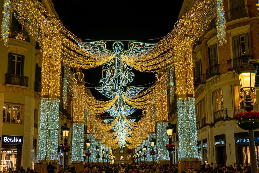 luces-navidad-malaga-1000x667 - Descubre los alumbrados navideños más espectaculares de España