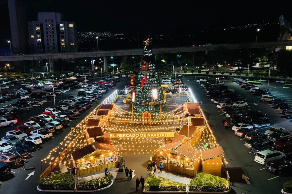 mercado-navidad-el-palacio-de-hierro-perisur-1-1000x667 - Planes imperdibles para diciembre en CDMX: mercaditos, conciertos, expos y más para cerrar el año