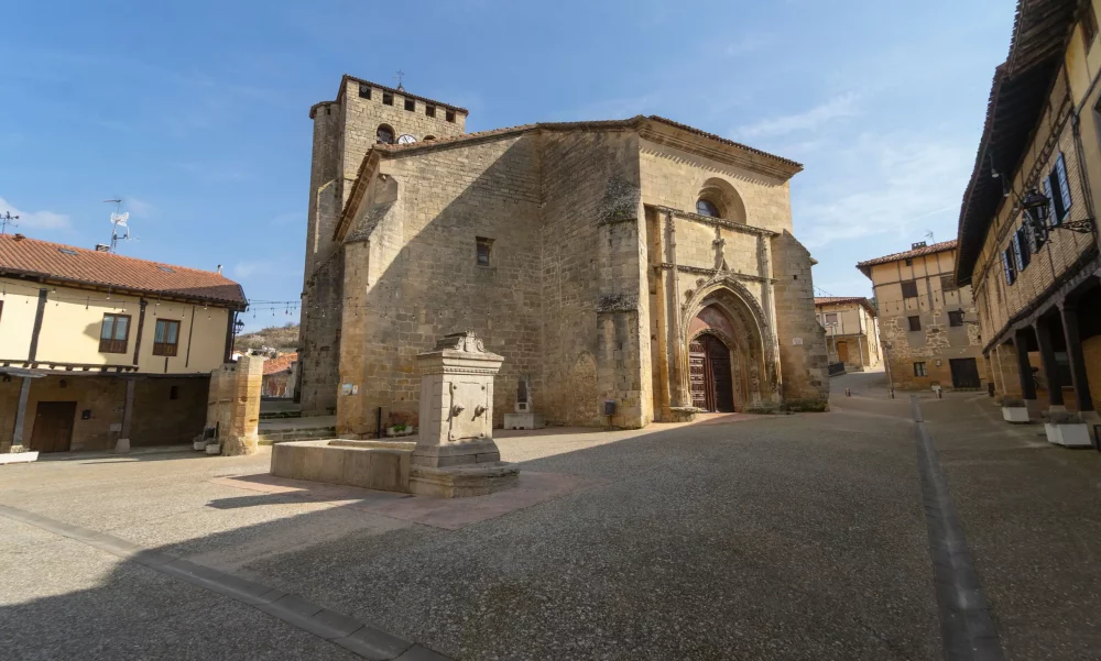 santa-gadea-del-cid-iglesia-1000x601 - Hay cuatro nuevos Pueblos Bonitos de España: conócelos