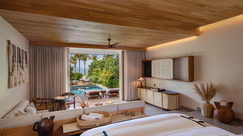 W-PUNTA-DE-MITA-Marvelous-Suite-Bedroom-1000x563 - W Punta de Mita y un viaje donde el espíritu del Pacífico se contagia