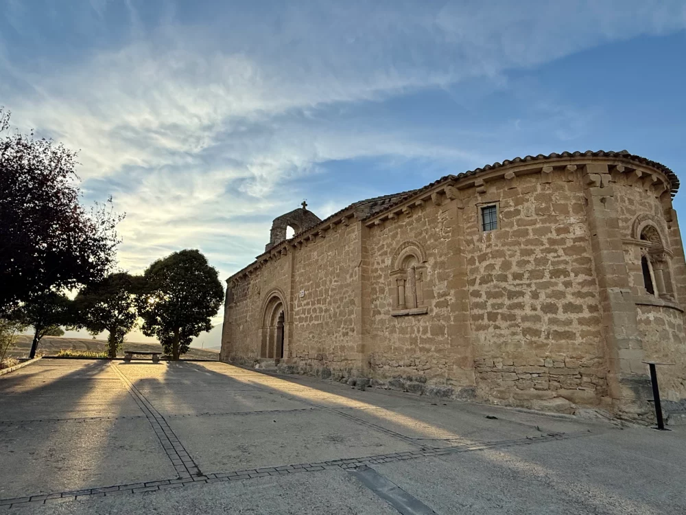 muralla-santa-gadea-del-cid-1000x750 - 5 motivos por los que Santa Gadea del Cid es uno de los Pueblos Más Bonitos de España 