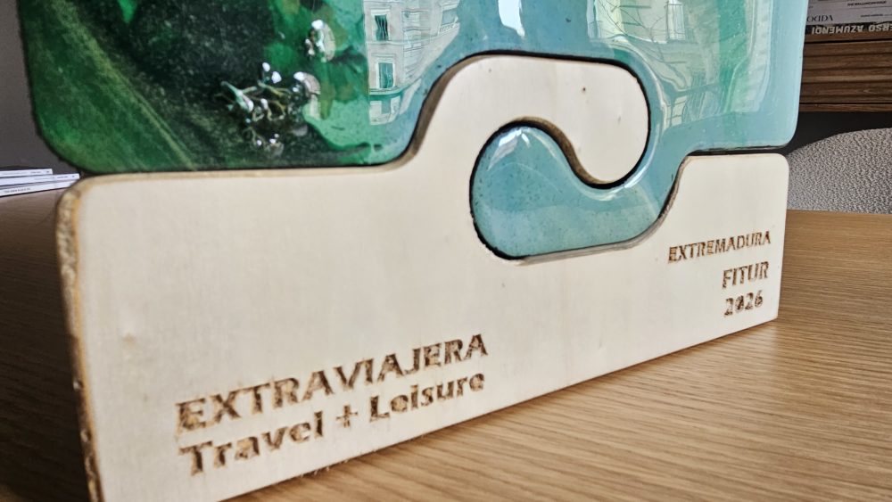 b_premio-1000x563 - 'Travel + Leisure España', premiada como "mejor revista de viajes" por la Junta de Extremadura