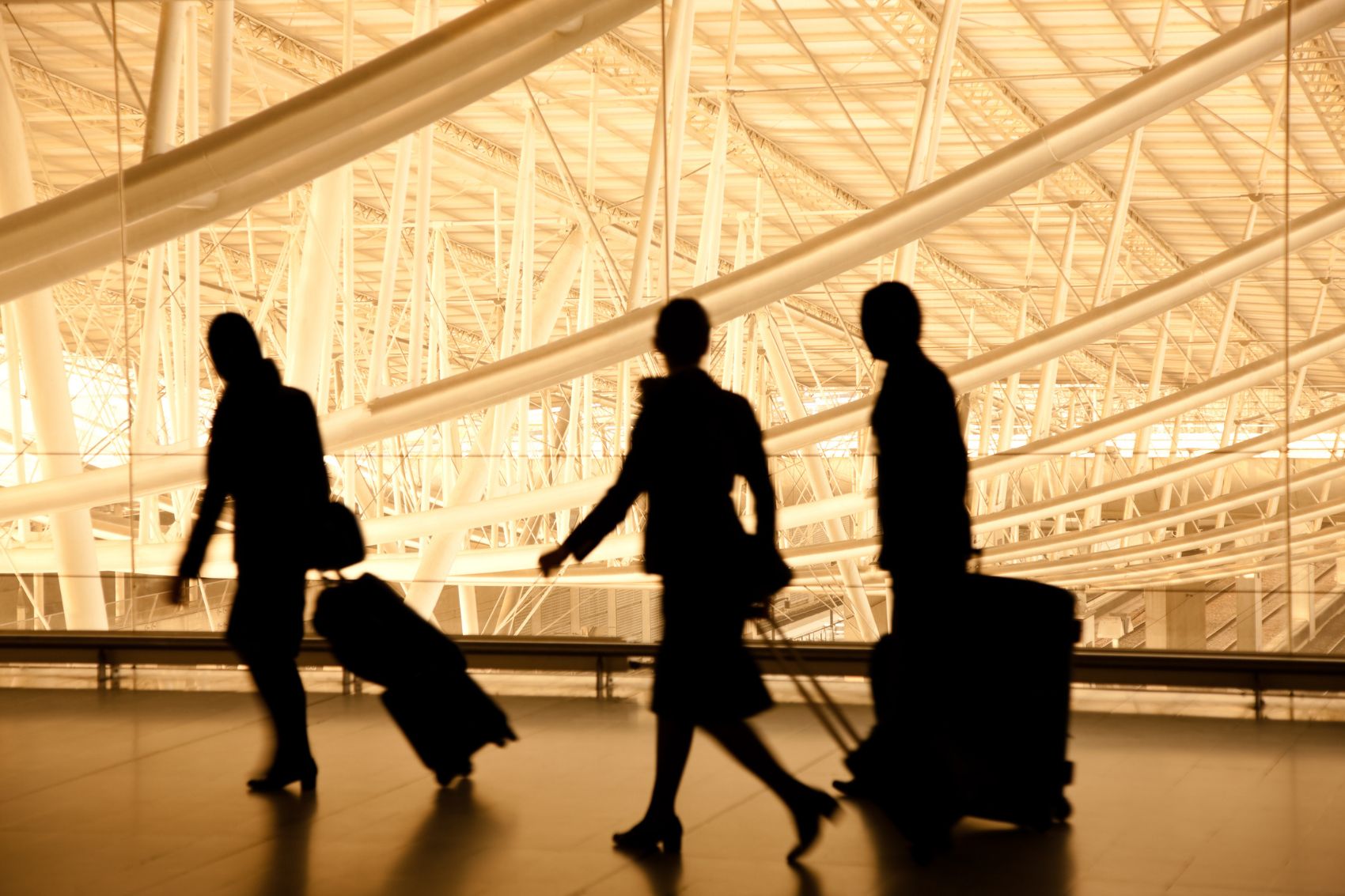 TSA PreCheck está de regreso, pero Global Entry sigue suspendido en medio del cierre del DHS. Lo que debes saber