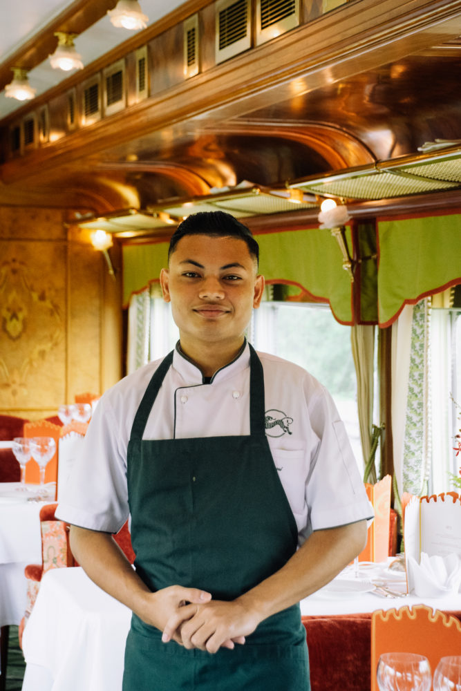 Tren-Eastern-Oriental-Express-2-Gloria-Montanaro-14-667x1000 - Eastern & Oriental Express: el tren de lujo donde Malasia se descubre a través de la cocina