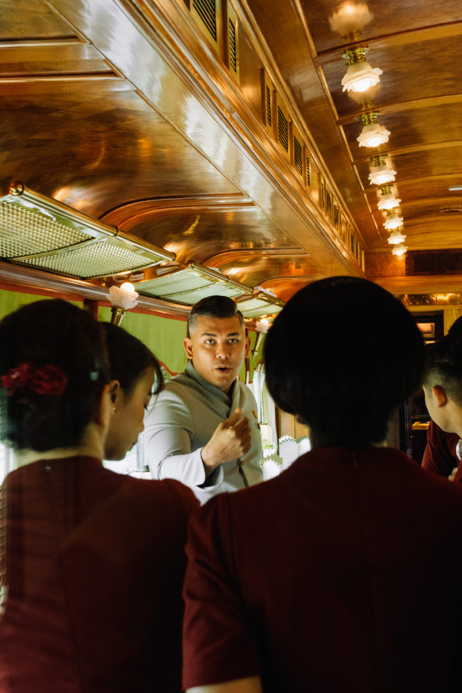 Tren-Eastern-Oriental-Express-Gloria-Montanaro-13-667x1000 - Eastern & Oriental Express: el tren de lujo donde Malasia se descubre a través de la cocina