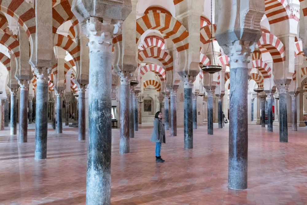 catedral-de-cordoba-espana-1000x667 - La mejor ciudad del mundo para recorrer a pie está en España