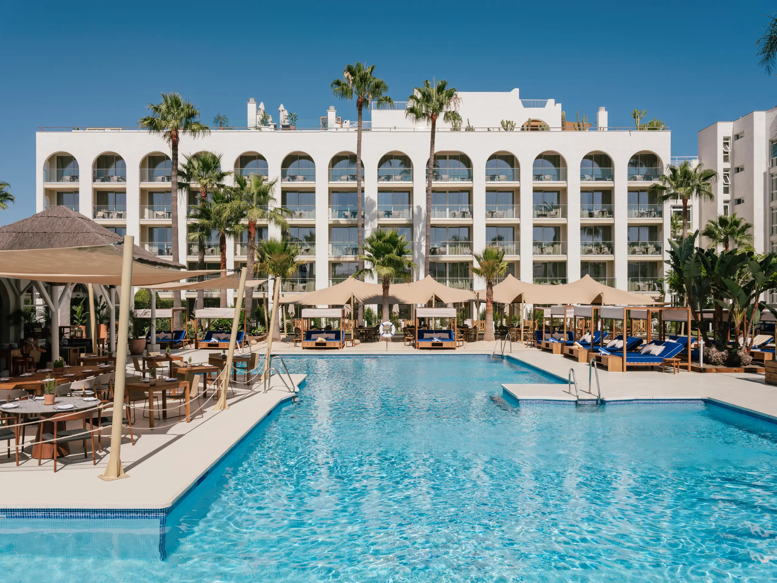 ME Marbella, el nuevo icono del lujo vanguardista llega a la Costa del Sol