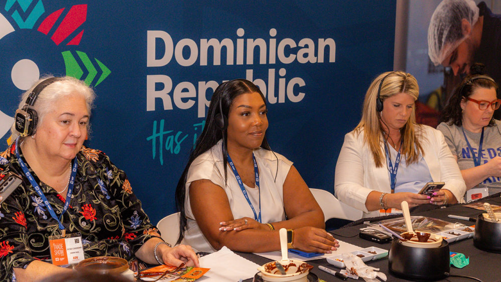 DR-Tradeshow-19-1000x563 - Algo más que descanso frente al mar. La profundidad de República Dominicana que debes conocer