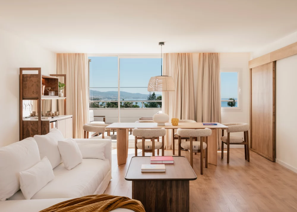 ME-Marbella-habitacion-1000x714 - ME Marbella: el nuevo referente del lujo contemporáneo en la Costa del Sol