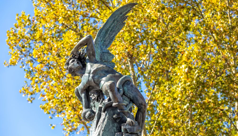 RETIRO-Angel-Caido-00115@MADRIDDESTINO-1000x571 - Madrid: te faltan calles para descubrirla