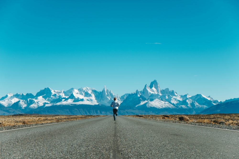 andrea-leopardi-QVD3Xht9txA-unsplash-1000x667 - Runcations: la tendencia de viajar para correr que está conquistando el mundo
